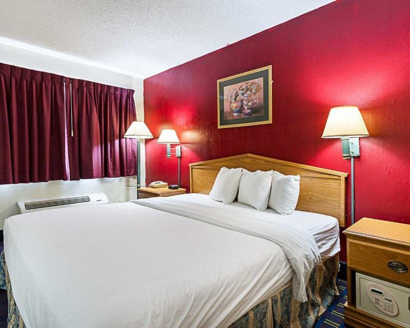 Quality Inn Kinder Buitenkant foto